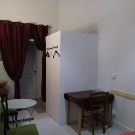 Les Soyeuses Πανσιόν Λυών